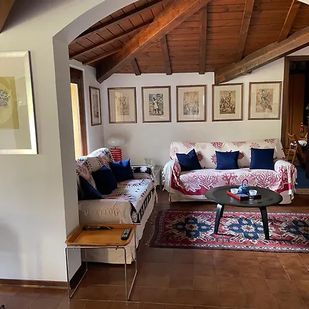 Beautiful Flat With View And Access To The * Lenno