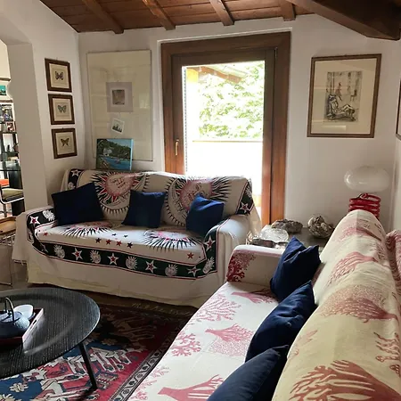 Beautiful Flat With View And Access To The Лено